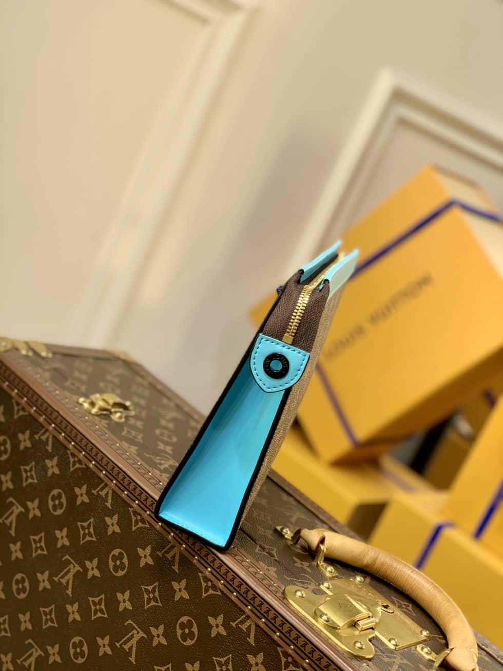 L0vis Vvtt0n Pochette Voyage Monogram Brown M81204 Replica