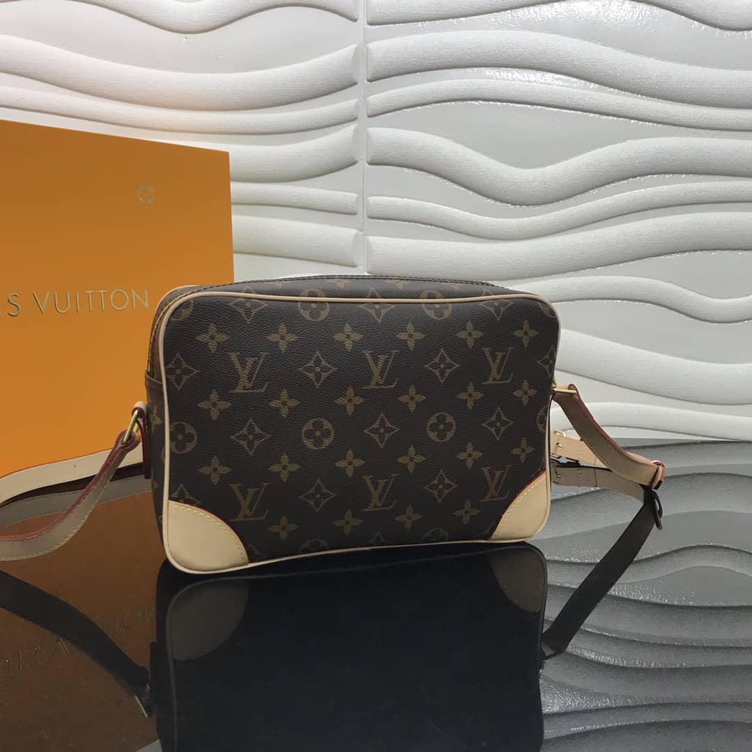 L0vis Vvtt0n Monogram Trocadero 27 Replica Shoulder Bag M51274