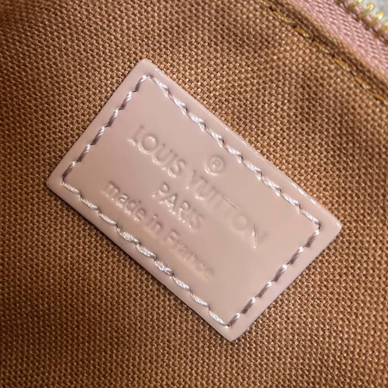 L0vis Vvtt0n Pochette Dupe  Monogram Vernis Accessories Replica Pouch Pink M58009