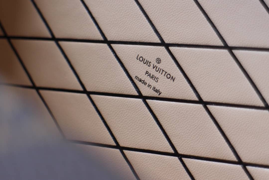 L0vis Vvtt0n Petite Malle Monogram Canvas Replica Bag Brown M40273