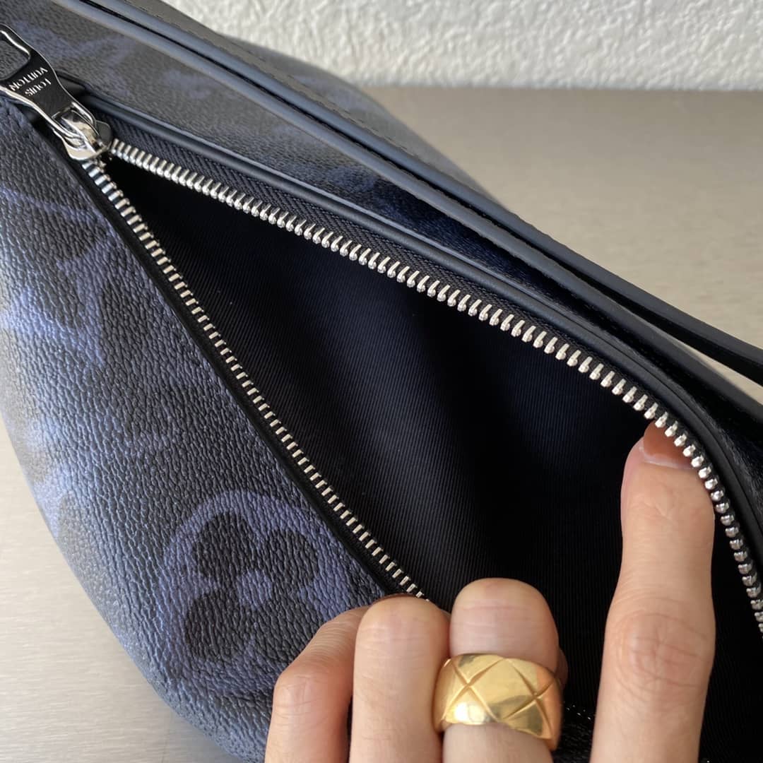 LV Bum Bag Dupe Mens Discovery  N44331