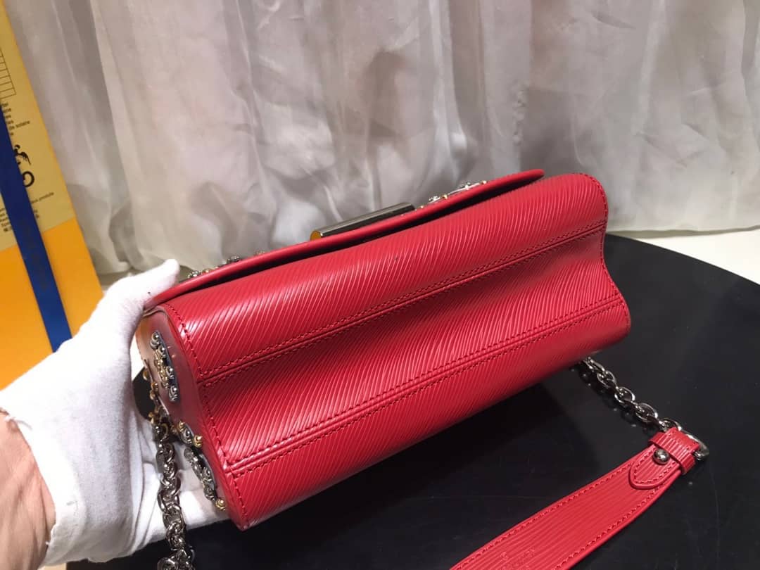 L0vis Vvtt0n Epi Leather Twist MM Replica Bag Red