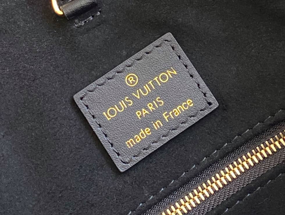 L0vis Vvtt0n Wild At Heart OnTheGo MM Black M58522 Replica Tote