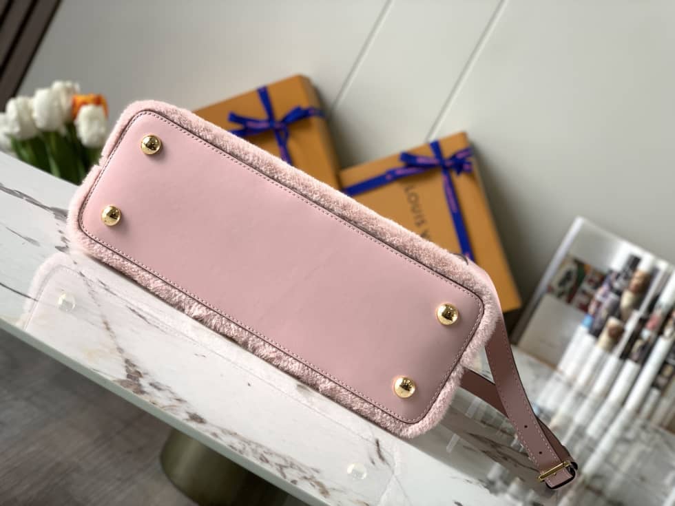 L0vis Vvtt0n Capucines MM 2way Hand Pink M42258 Replica Crossbody Bag