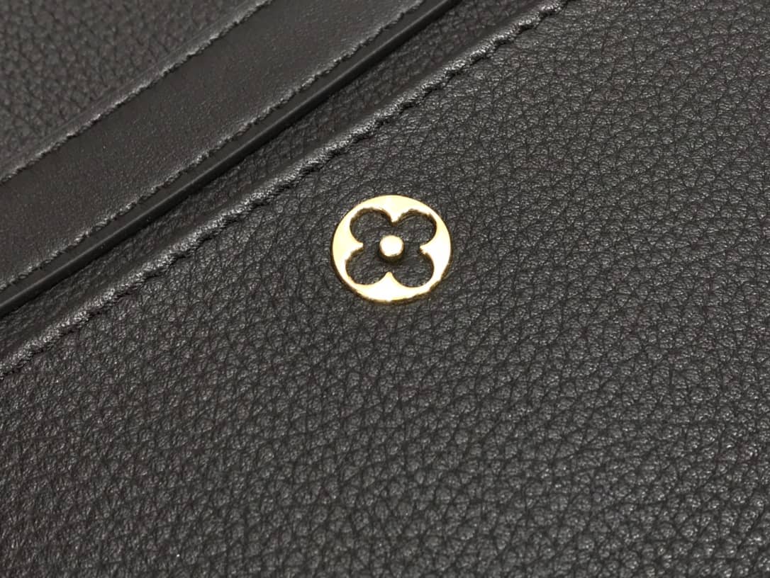 L0vis Vvtt0n Cruiser PM Calfskin Leather Replica Bag Black M57934