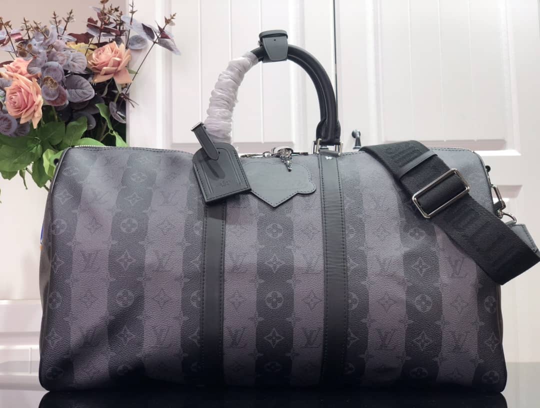L0vis Vvtt0n Keepall Bandouliere x Nigo Monogram Replica Stripes Gray M40567