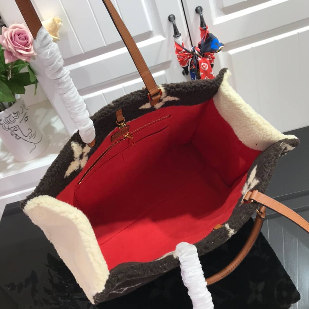 L0vis Vvtt0n Onthego Teddy Shearling Limited GM Tote Replica Black M55421