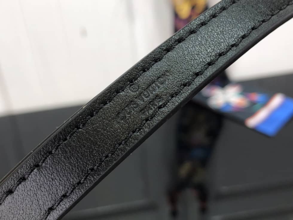 L0vis Vvtt0n Twist MM Raffia Replica Bag M57648