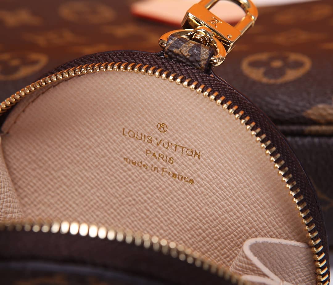 L0vis Vvtt0n Multi Pochette Accessoires Replica Crossbody Bag Blue M44840