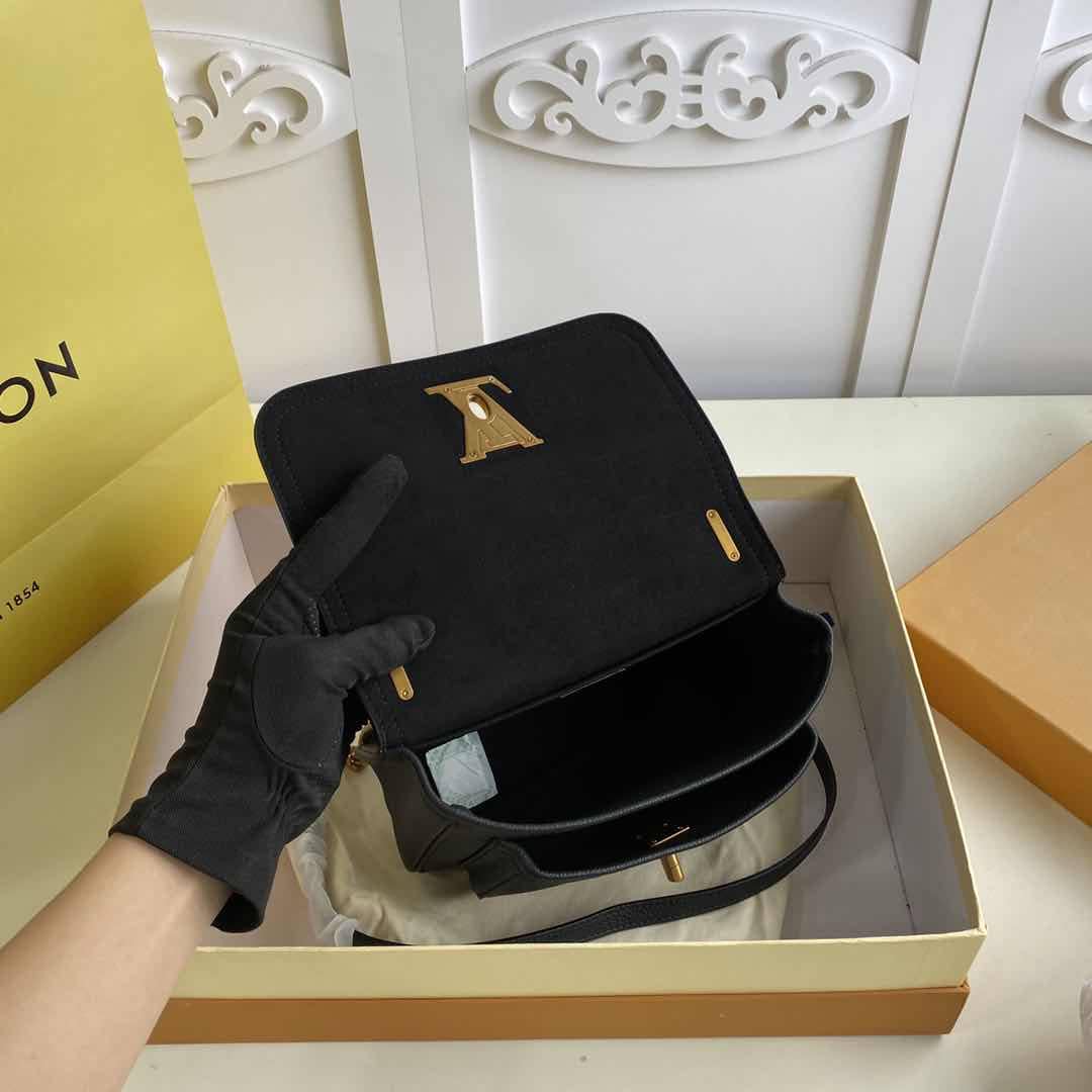 L0vis Vvtt0n Lockme Chain PM Replica Handbag Black M57073