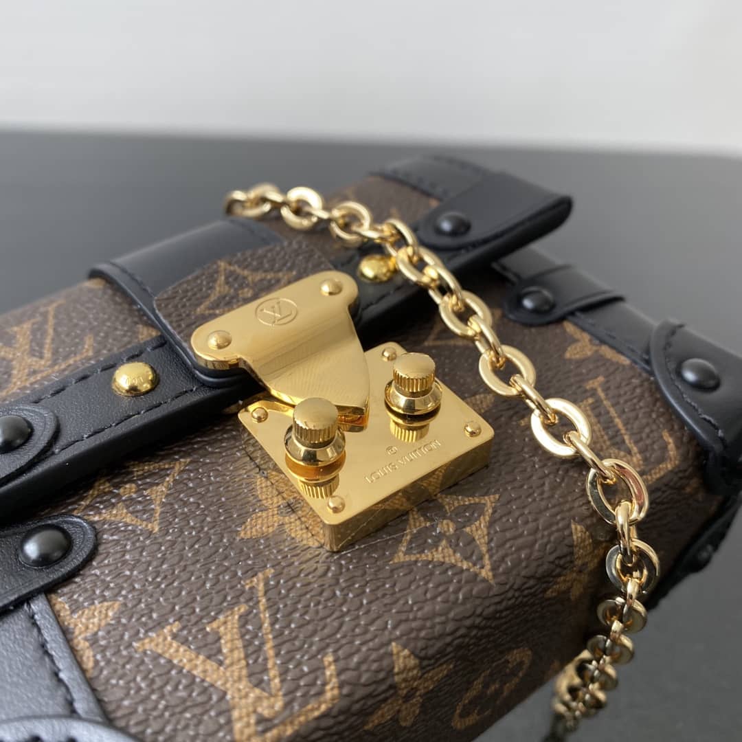 LV 7 Star AAA+ Petite Malle Box Chain Shoulder Bag