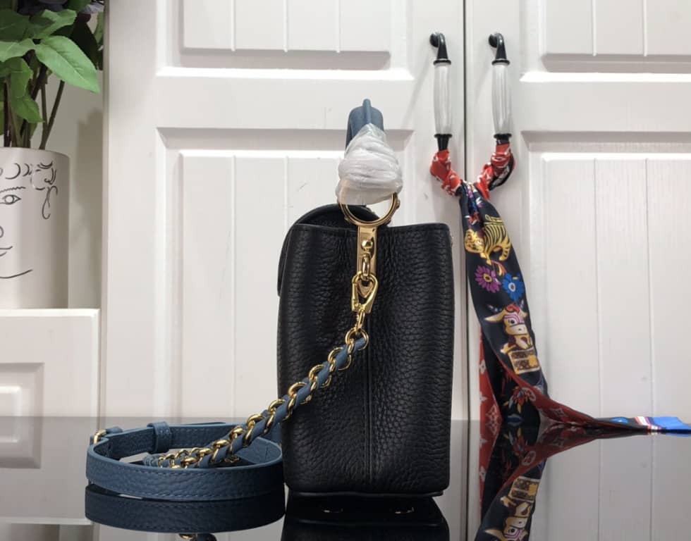 L0vis Vvtt0n Capucines Mini M59709 Replica Shoulder Bag