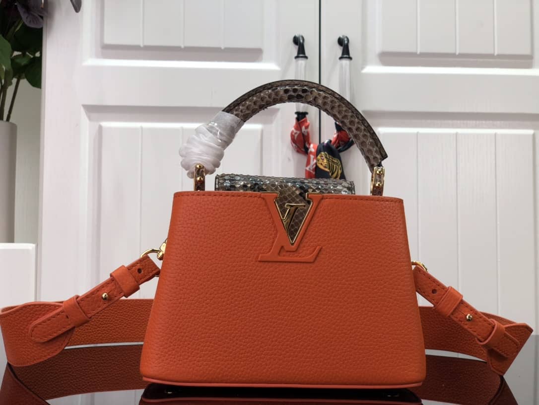 L0vis Vvtt0n Capucines Embroidery Replica Bag Orange M48865