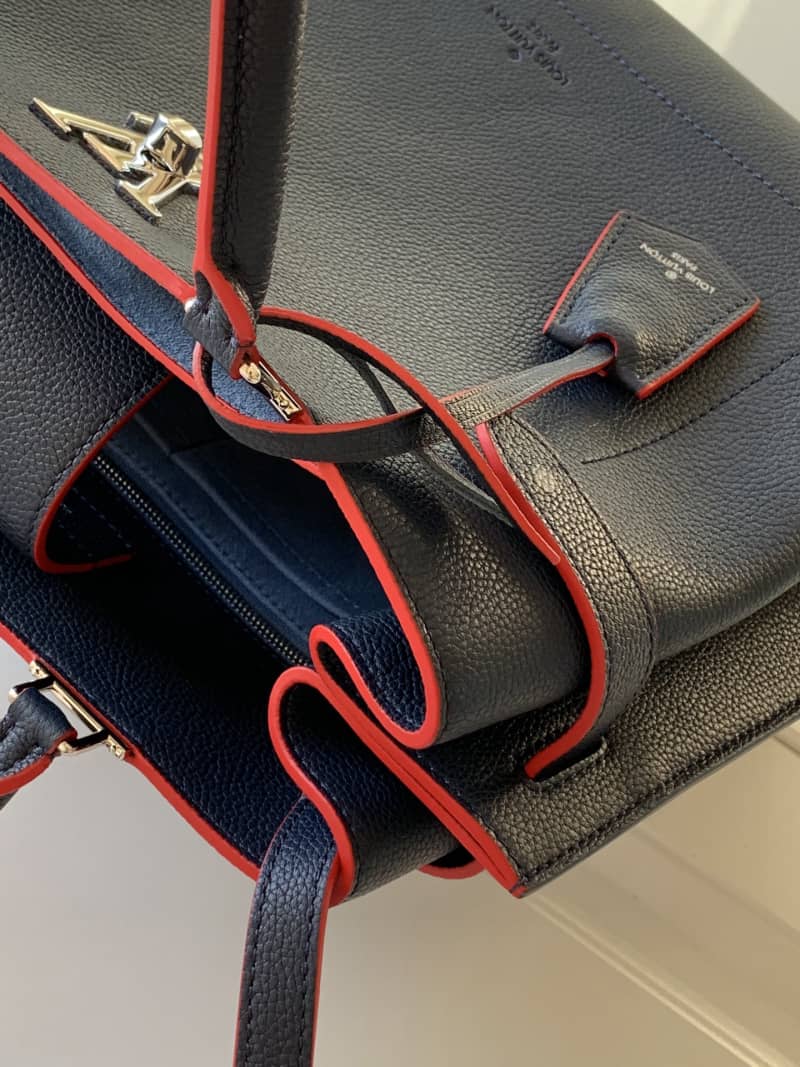 L0vis Vvtt0n Lockme Day Tote Replica M53645