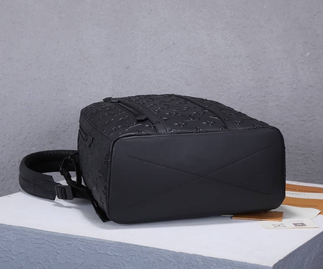 L0vis Vvtt0n Armand M57959 Replica Backpack