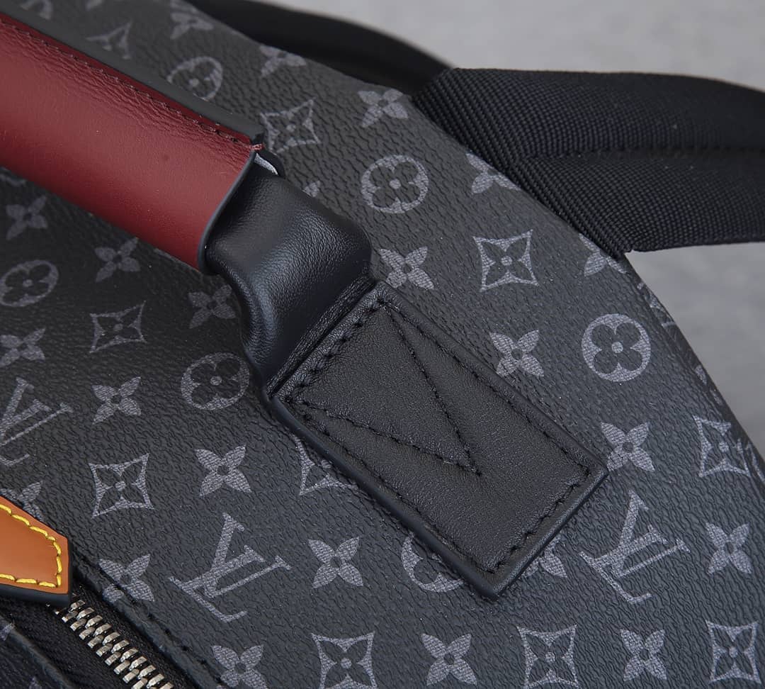 L0vis Vvtt0n Monogram Eclipse Multipocket Black M45455 Replica Backpack