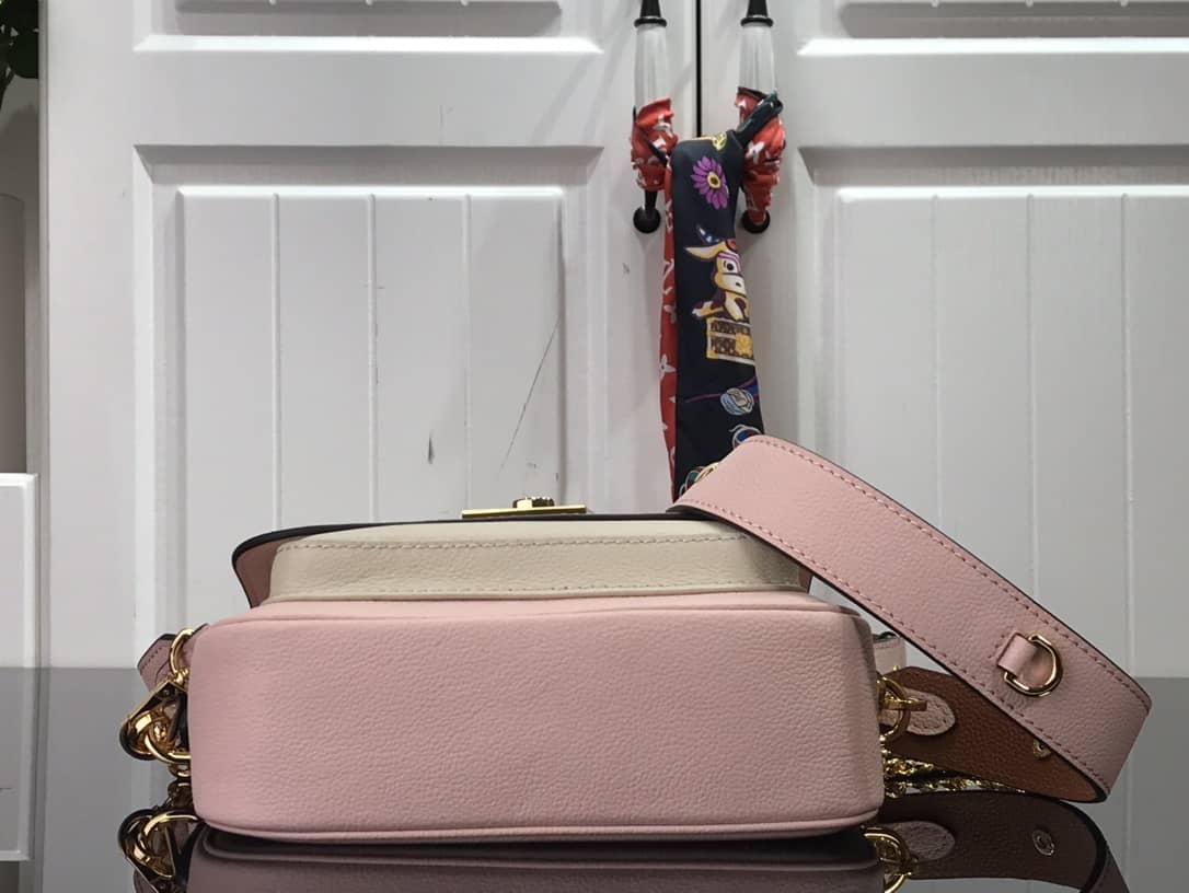 L0vis Vvtt0n Lockme Chain PM Replica Handbag Pink M57073