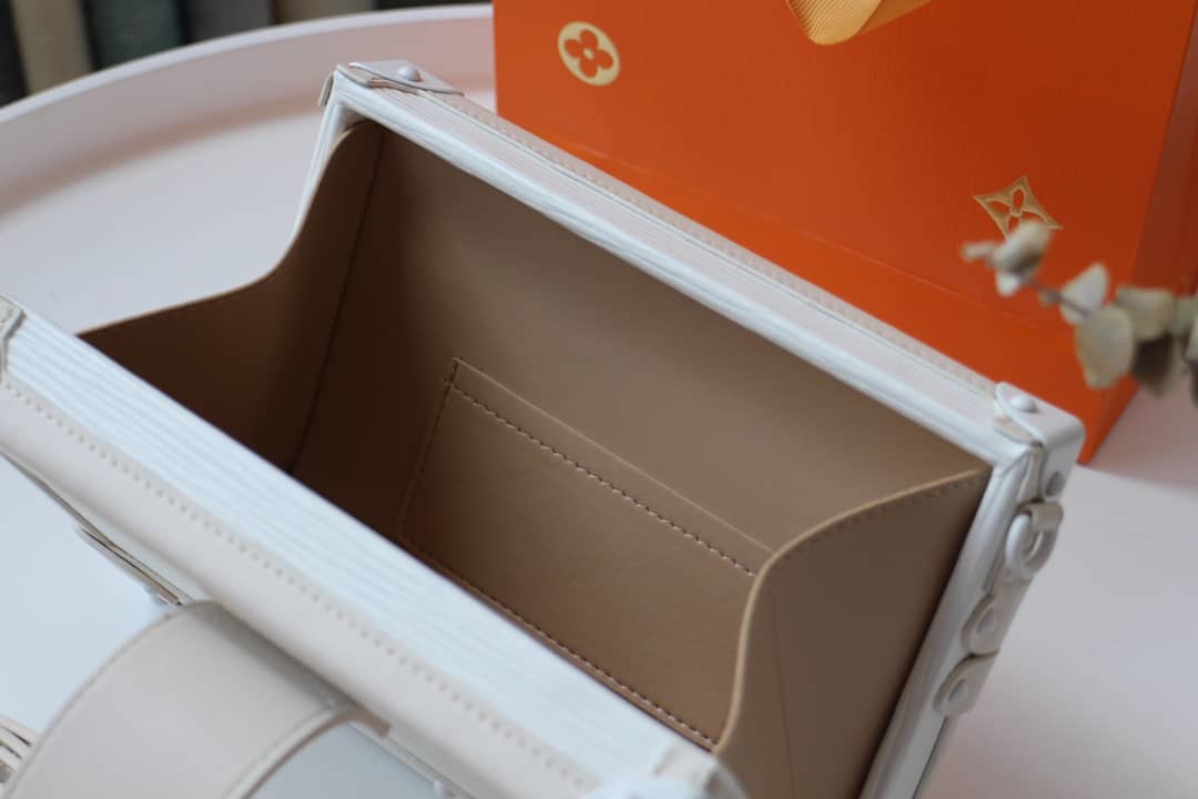 L0vis Vvtt0n Petite Malle Monogram Canvas Replica Bag White M40273