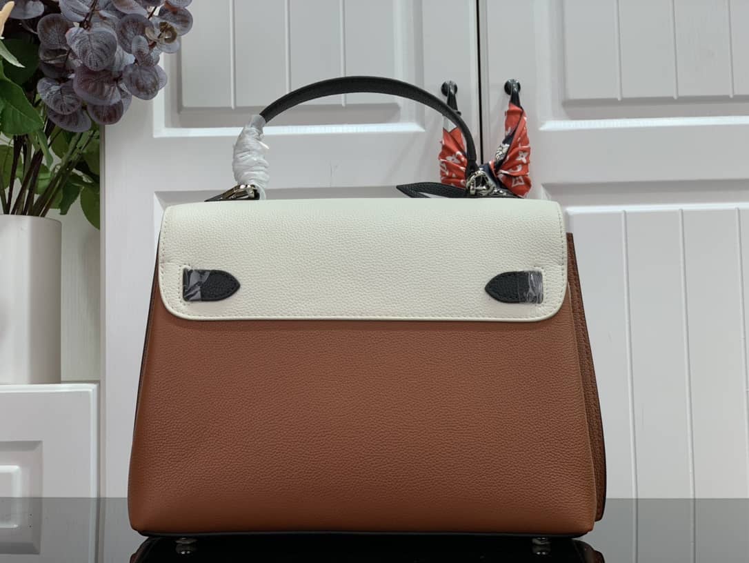 L0vis Vvtt0n Lock Me Ever 2Way Bag Replica M52787