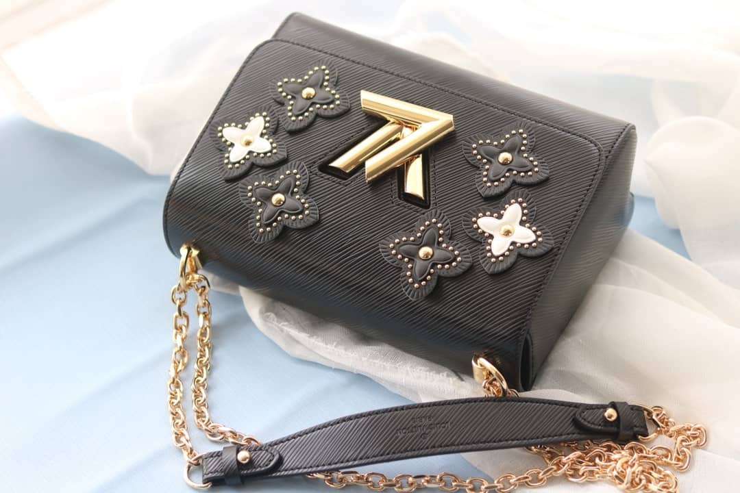 L0vis Vvtt0n Twist Epi Handbag Replica