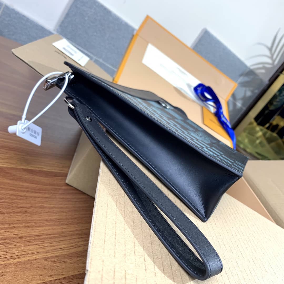 L0vis Vvtt0n Standing Pouch Damier Infini Replica Green N60448