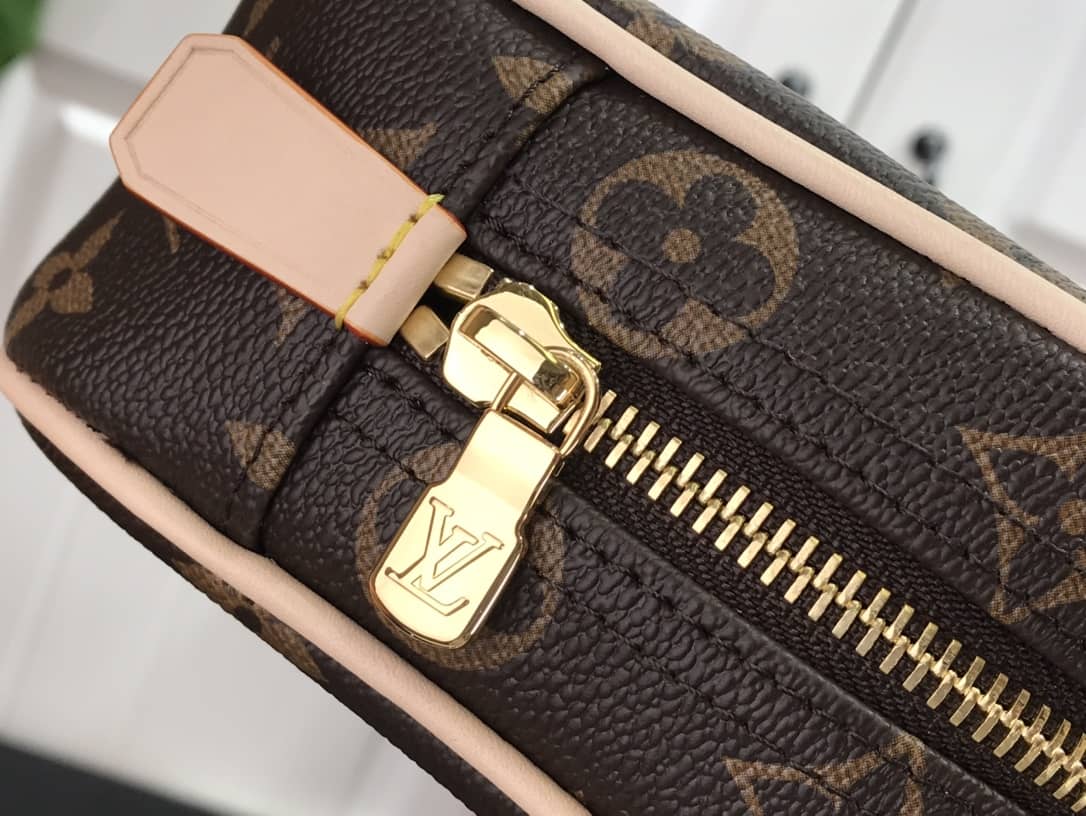 L0vis Vvtt0n Toiletry Trousse Damier Pouch PM Replica N47522