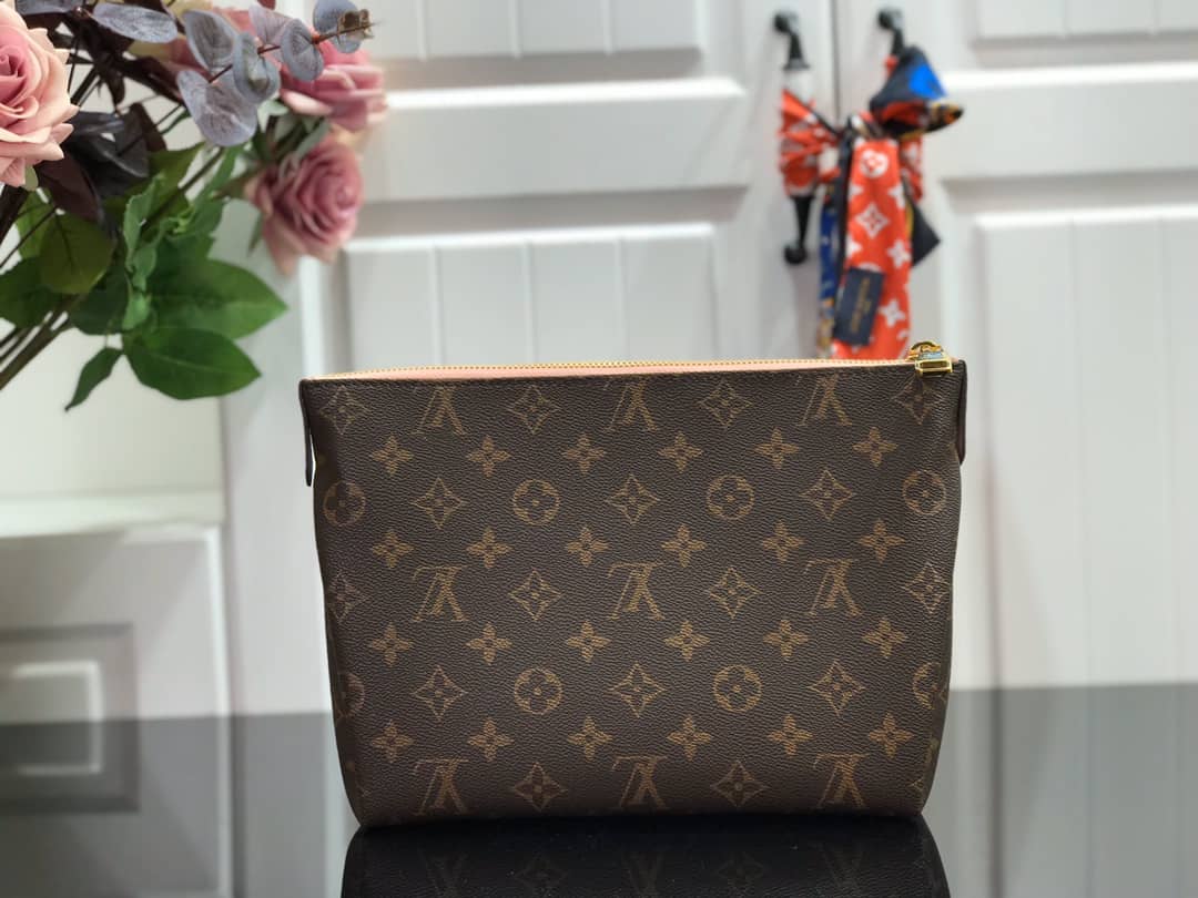 L0vis Vvtt0n Pallas Beauty Case Monogram Canvas Replica Pink M64123