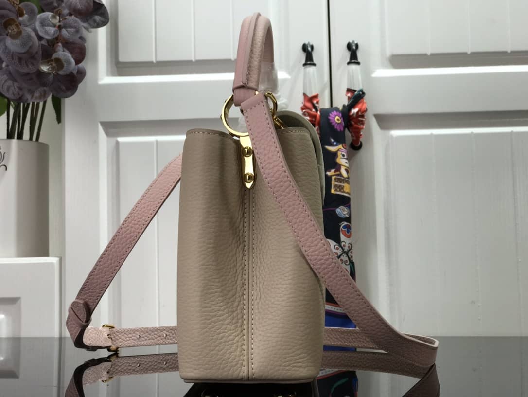 L0vis Vvtt0n Capucines MM 2way Leather Replica Shoulder Bag Apricot M57523