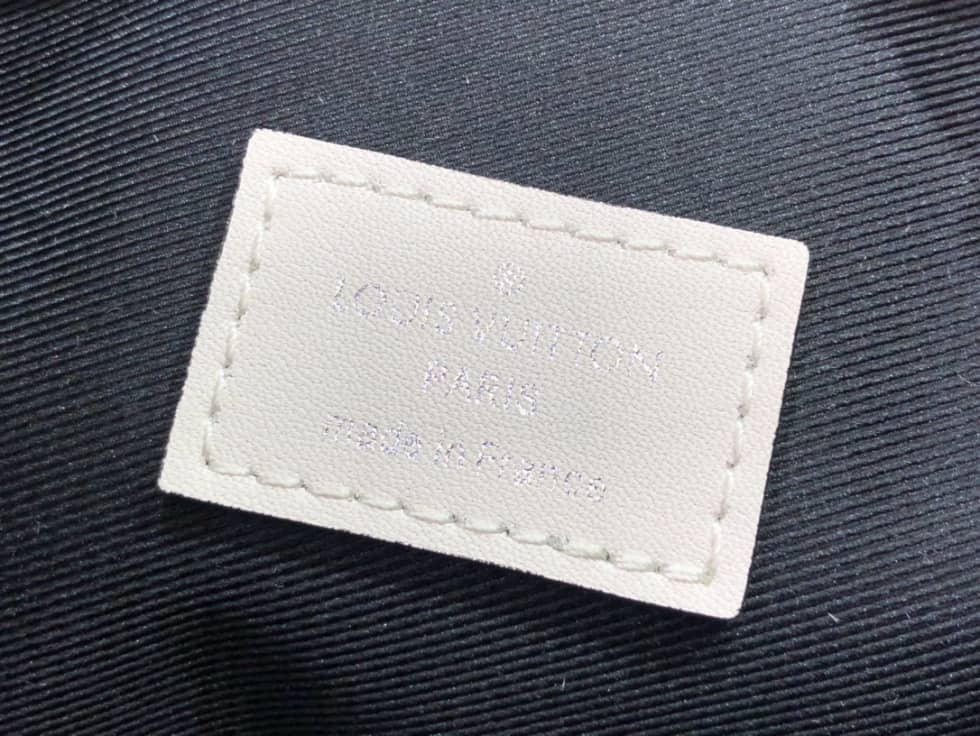 L0vis Vvtt0n Christopher Slim Taurillon Leather White M58644 Replica Backpack