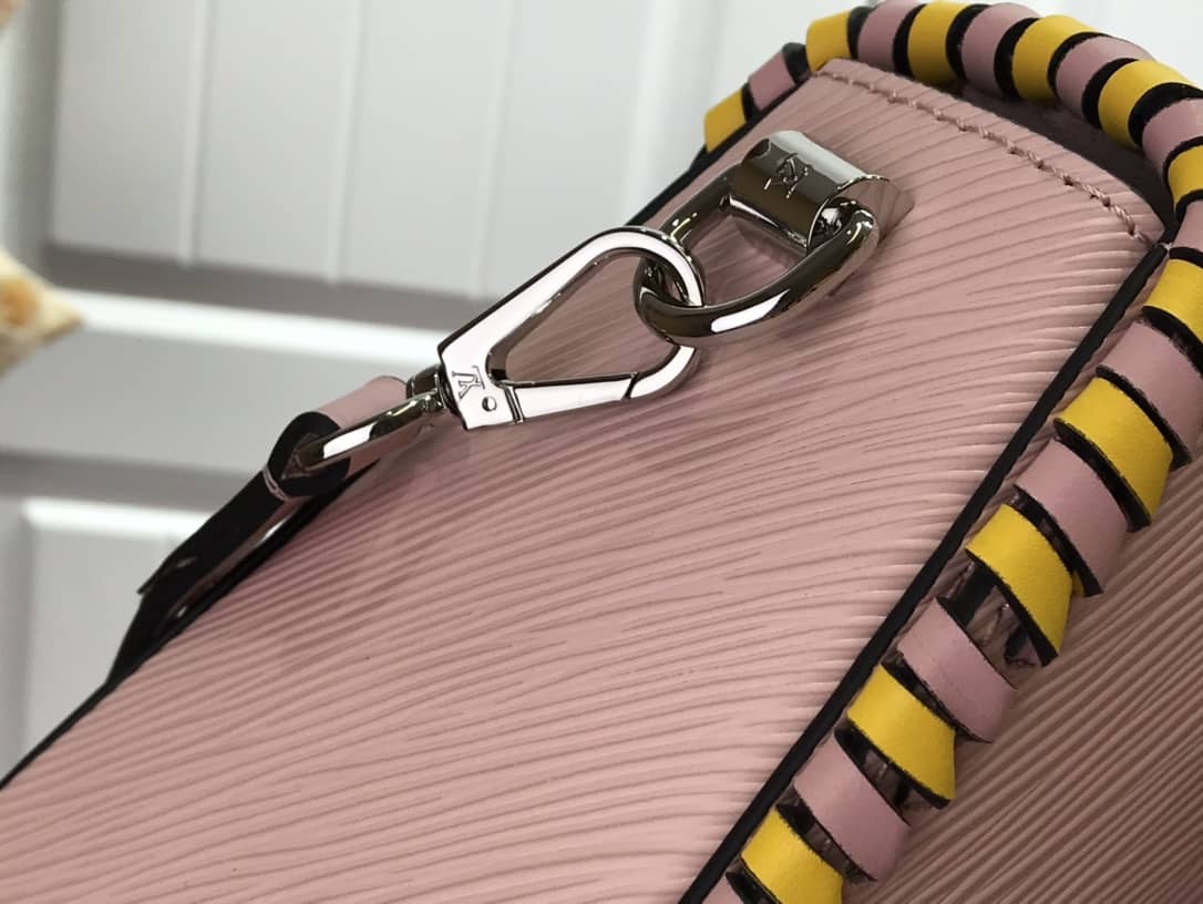 Copy AAA+ LV Replicas Crossbody Bag