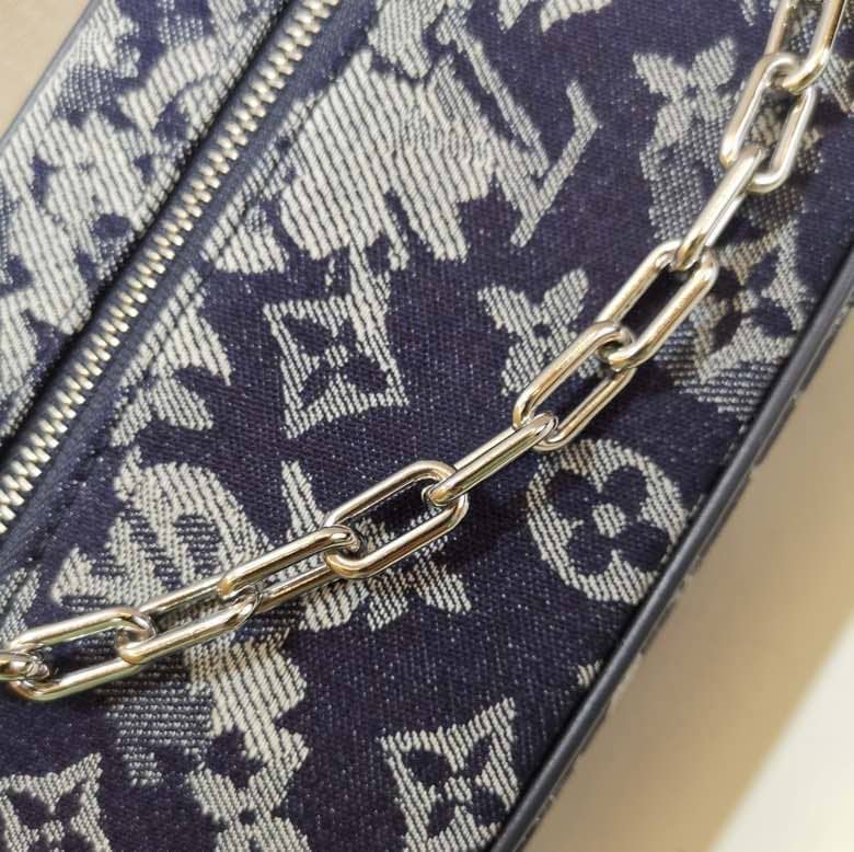 L0vis Vvtt0n Mini Soft Trunk Monogram Tapestry Canvas Replica Bag M80033