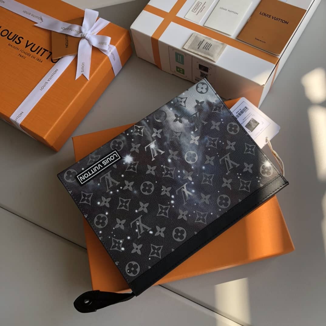 L0vis Vvtt0n Monogram Galaxy Canvas Replica Pochette Voyage Black M44448