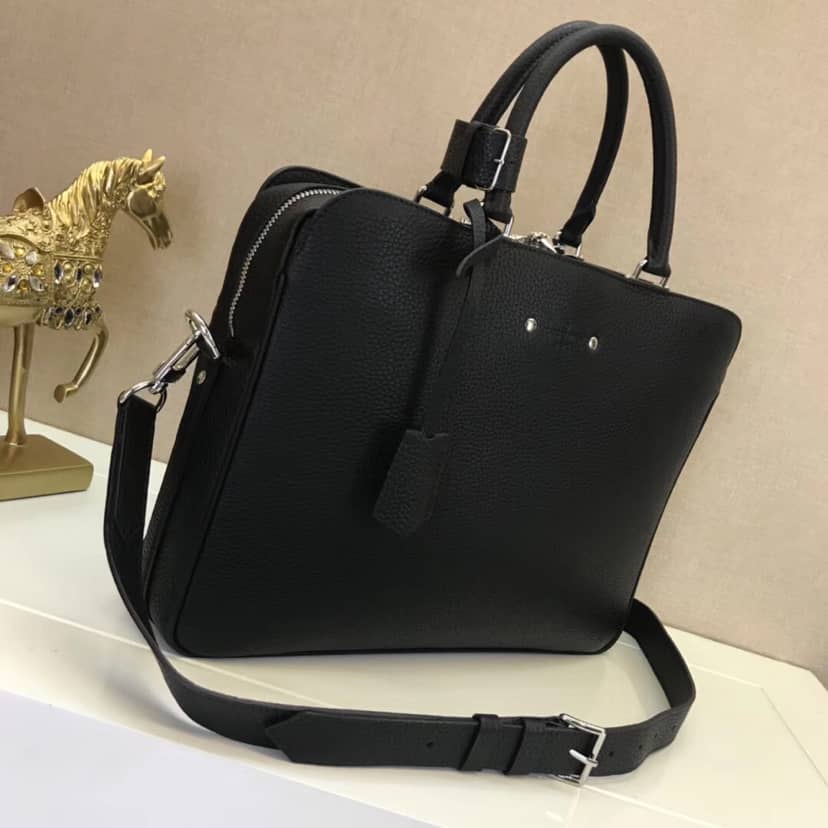 L0vis Vvtt0n Armand Briefcase Bag Replica Black M42680