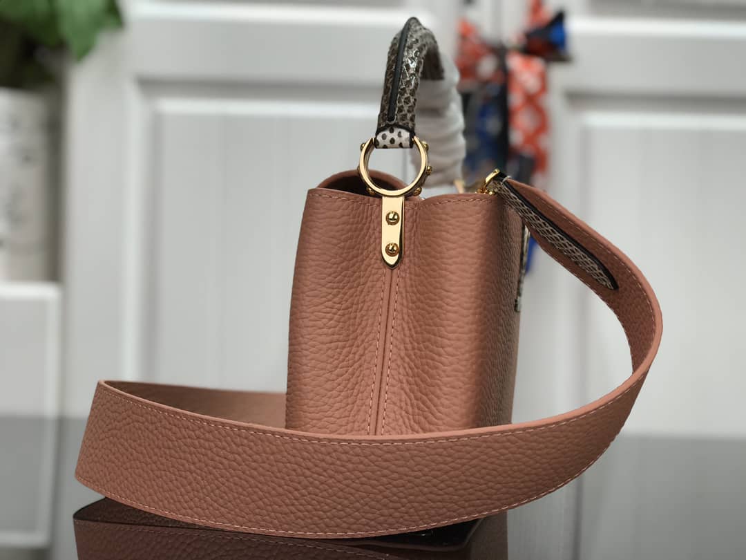 L0vis Vvtt0n Capucines MM Taurillon Leather Tote M94227