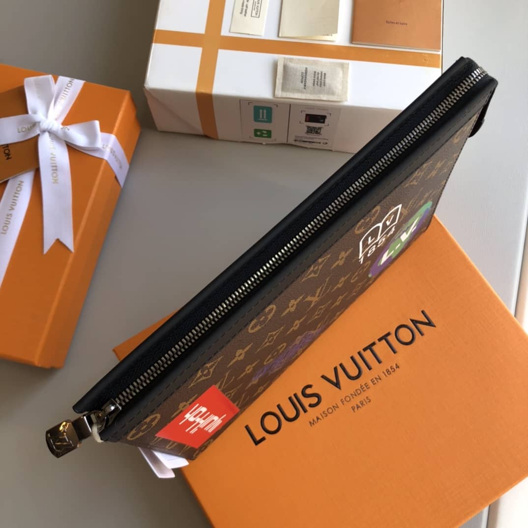 L0vis Vvtt0n Monogram Eclipse Canvas Replica Pochette Voyage MM Brown M61692