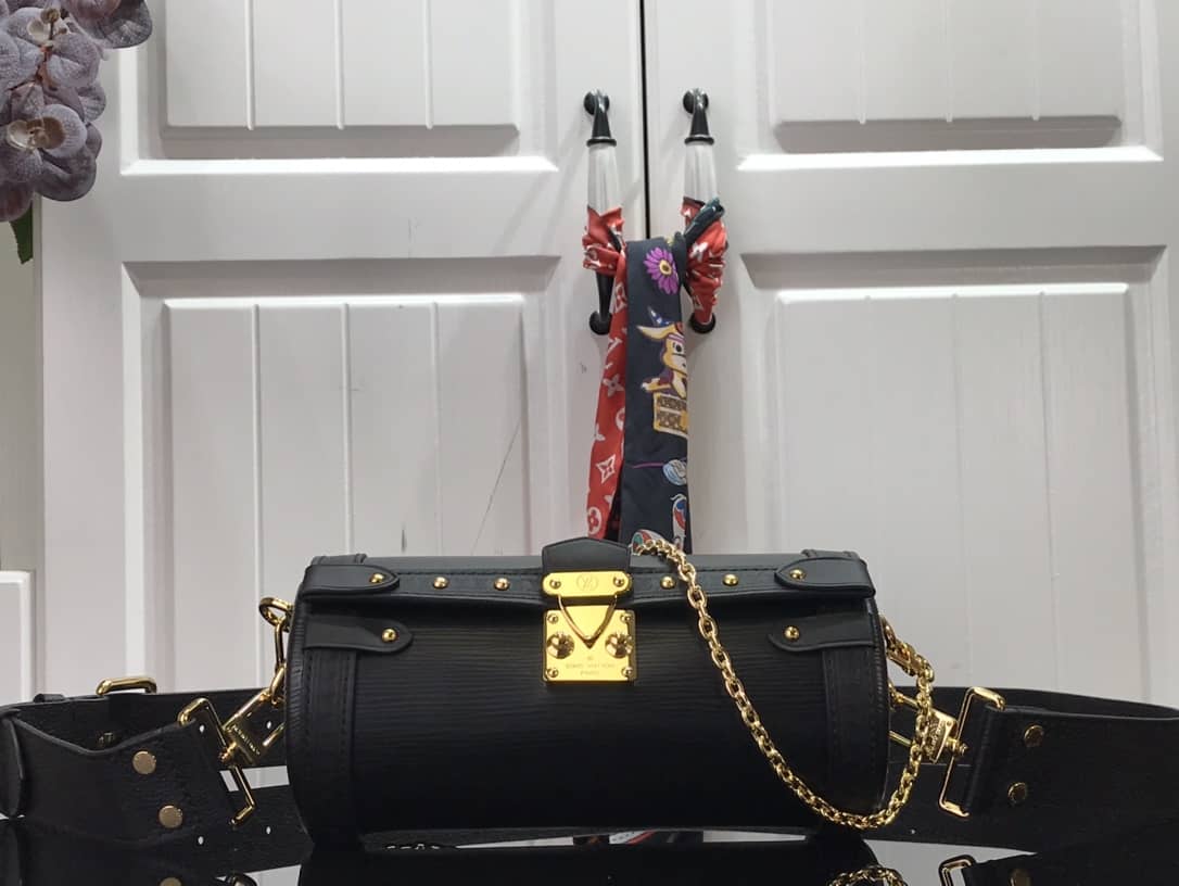 L0vis Vvtt0n Papillon Trunk Monogram Chain Replica Crossbody Bag Black M57835
