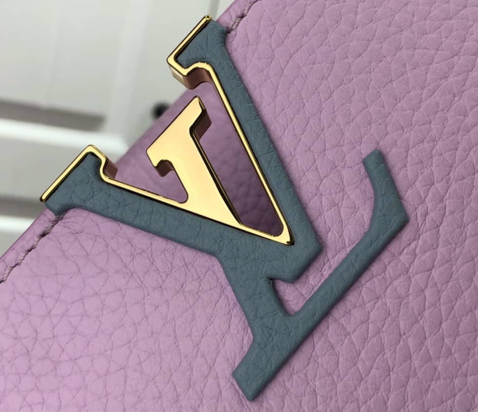 L0vis Vvtt0n Capucines Mini M57945 Replica Shoulder Bag