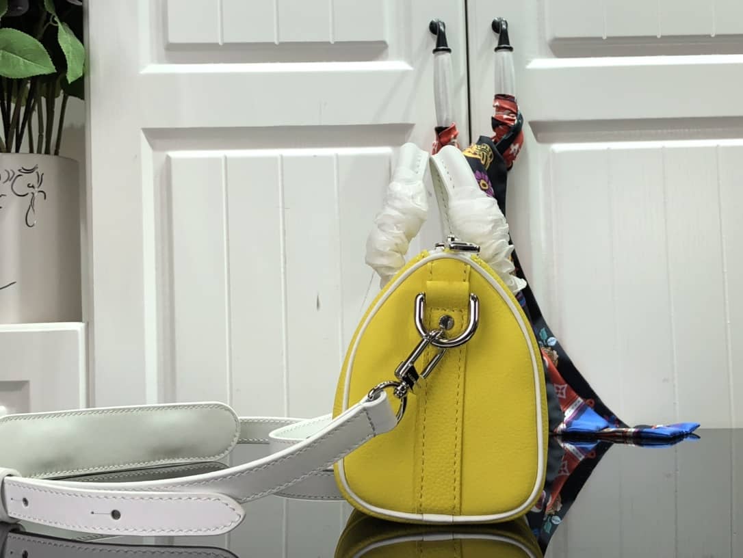 L0vis Vvtt0n Keepall Xs Jaune Virgil Abloh Replica Shoulder Bag M80842