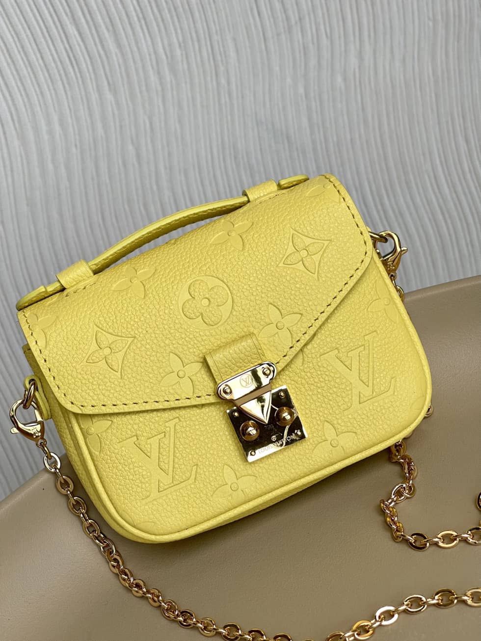 L0vis Vvtt0n Micro Mtis Monogram Empreinte Yellow M81407 Replica Crossbody Bag