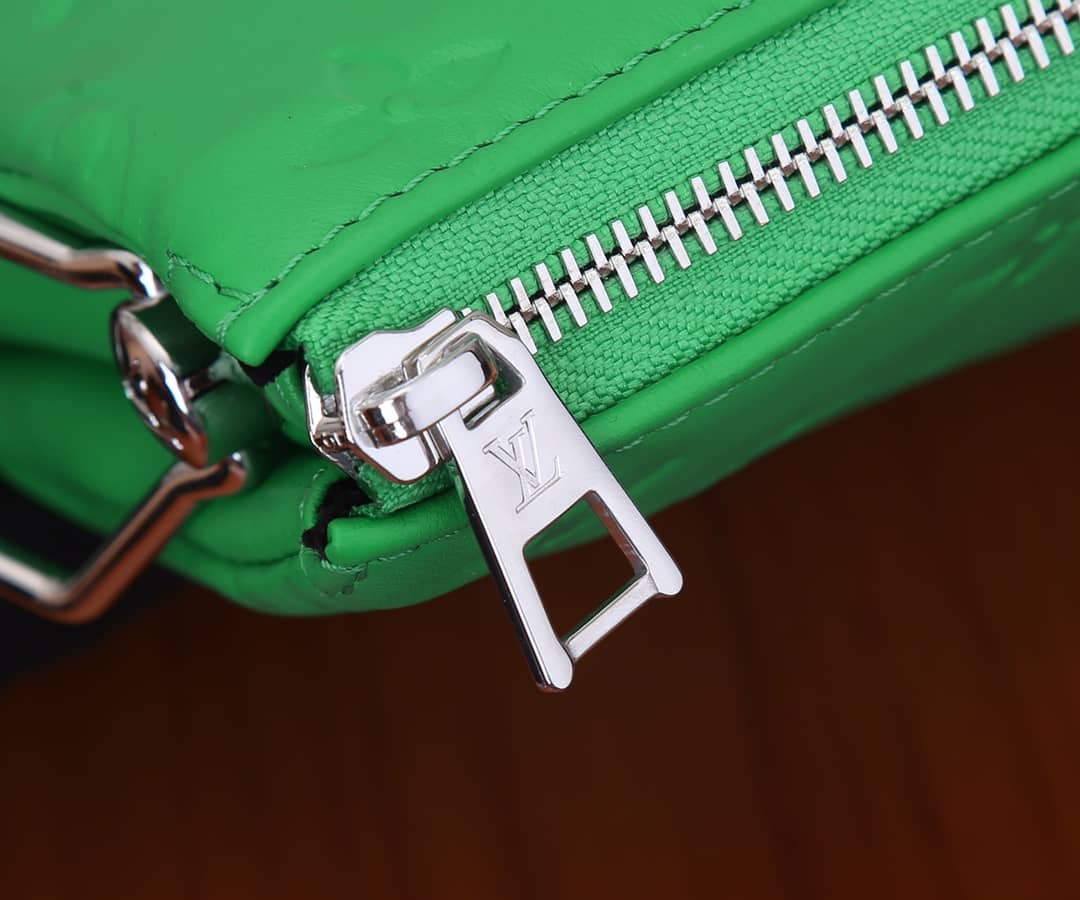 L0vis Vvtt0n Coussin PM Monogram Embossed Replica Crossbody Bag Green M57790