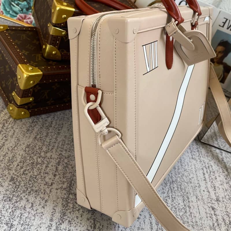 L0vis Vvtt0n Monogram Soft Trunk Replica Briefcase Apricot M44952