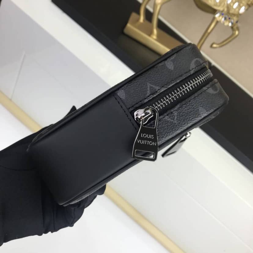 L0vis Vvtt0n PM Monogram Eclipse Trousse Toilette Replica Pouch M43384