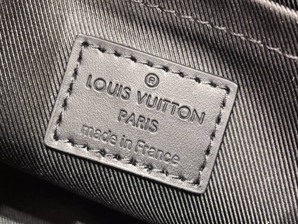 L0vis Vvtt0n Gaston Wearable Wallet Monogram Black M81115 Replica