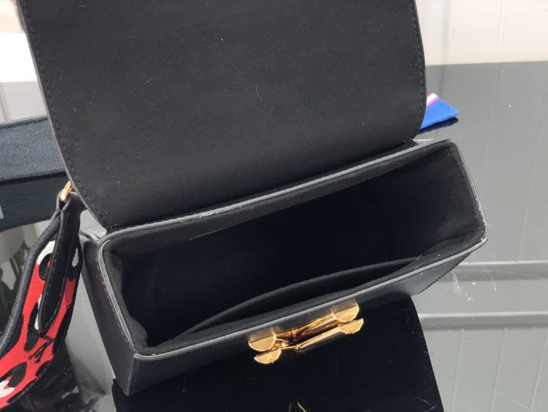 L0vis Vvtt0n Replica Bags PM Epi Leather Replica Bag M58723