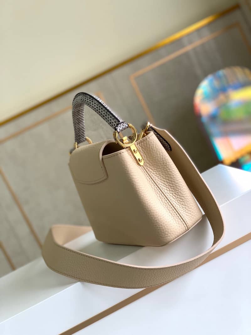 L0vis Vvtt0n Capucines Mini Replica Bag Apricot M55921