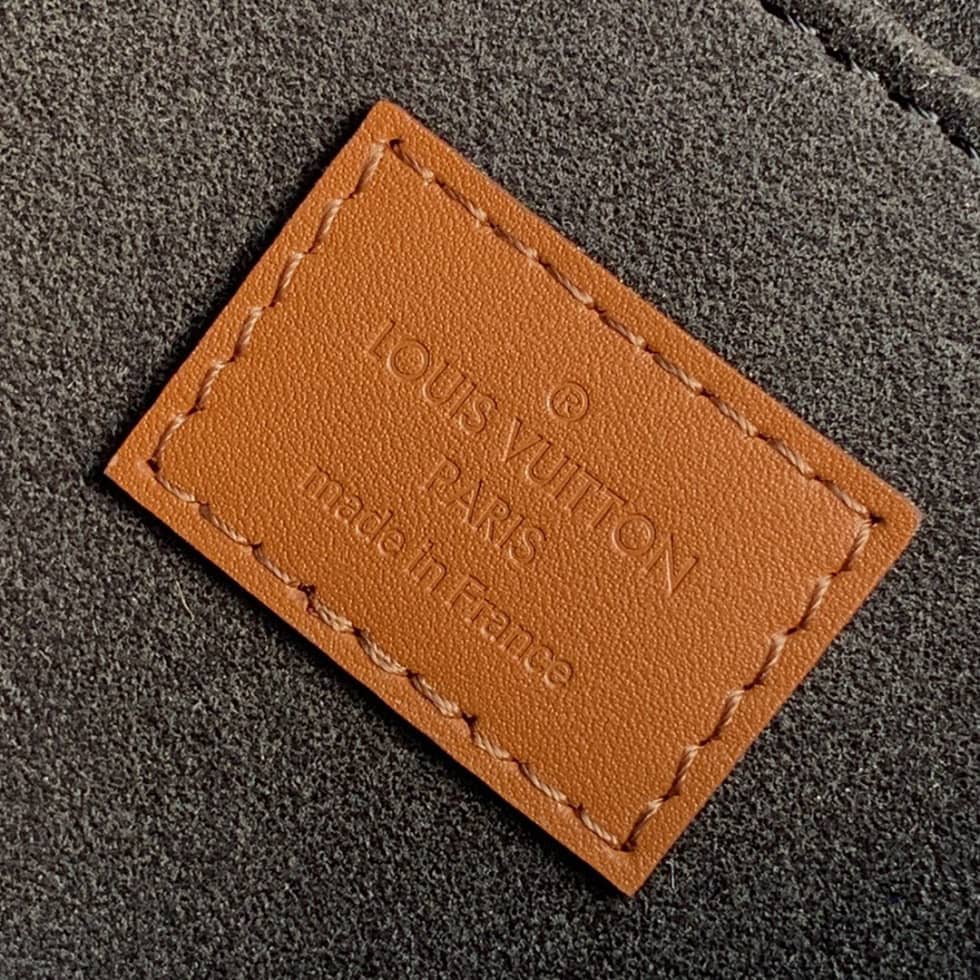 L0vis Vvtt0n Monogram Dauphine MM M44391 Replica Crossbody Bag