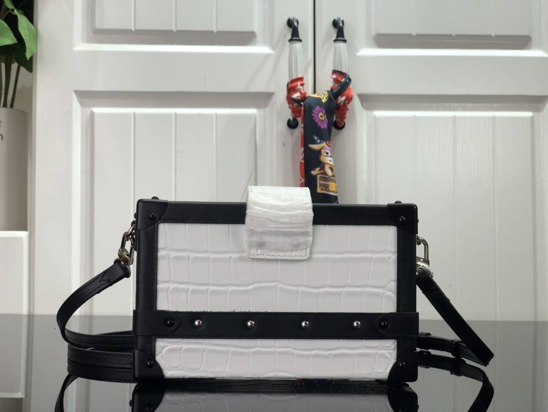 L0vis Vvtt0n Petite Malle Brilliant Alligator Leather Replica Handbag White N93817