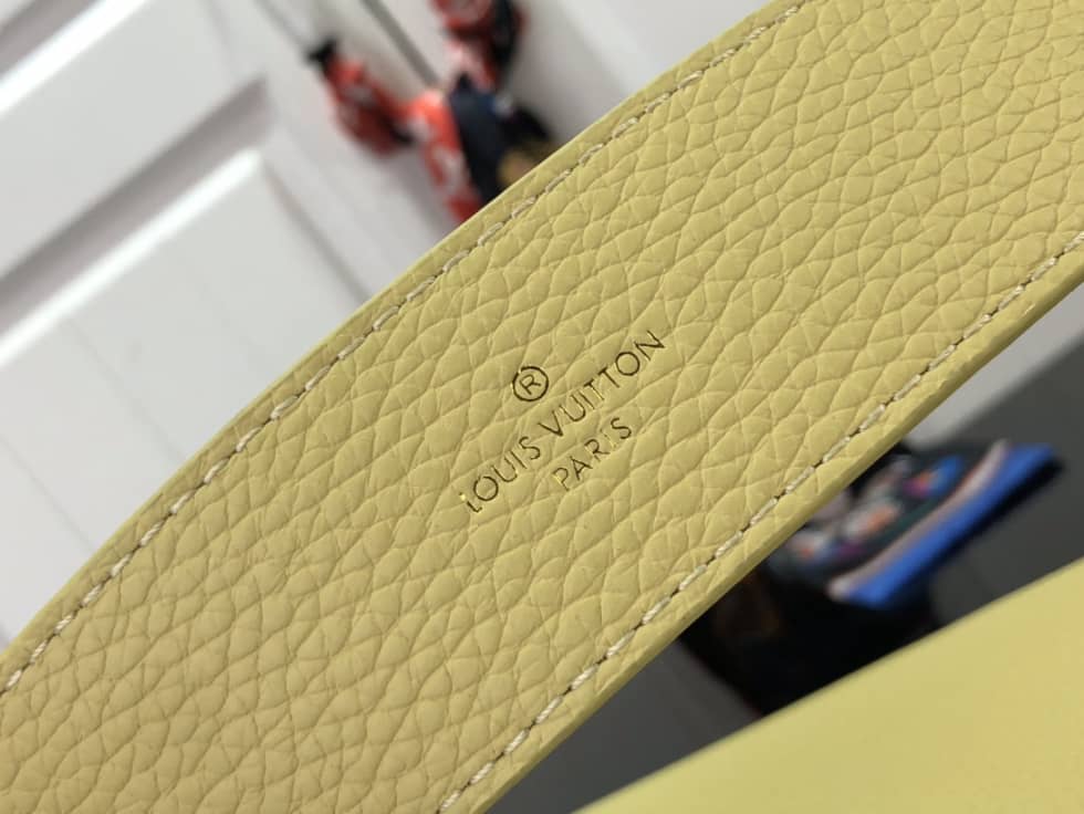 L0vis Vvtt0n Capucines Mini Yellow M58586 Replica Shoulder Bag