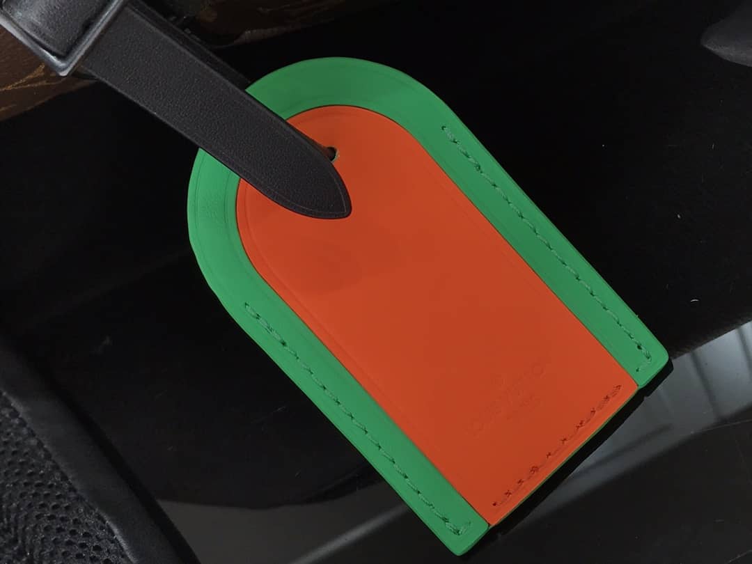 L0vis Vvtt0n Monogram Yellow Logo Discovery Replica Backpack M57965