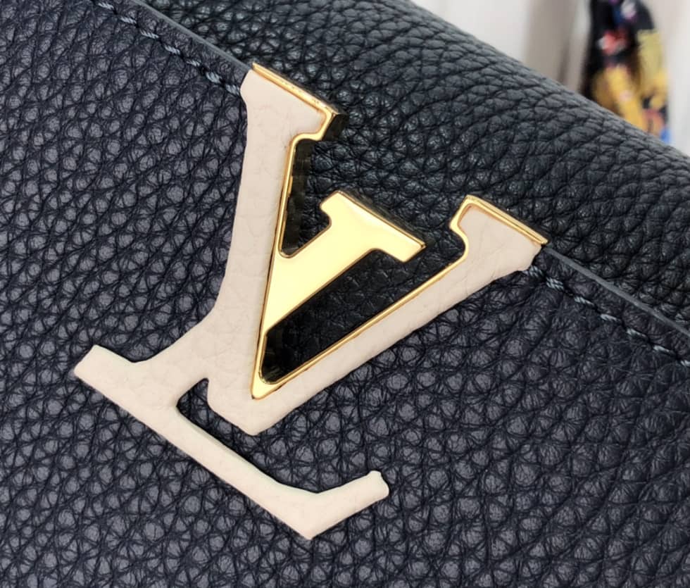 L0vis Vvtt0n Capucines BB Black M59597 Replica Shoulder Bag